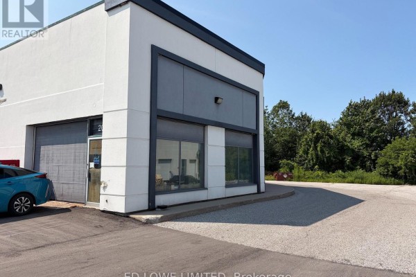 20 - 130 Saunders Road, Barrie, ON, photo 2