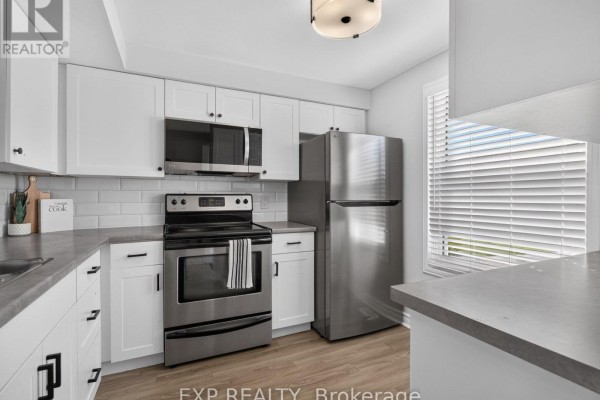 Bedroom - 20 - 242 Lakeport Road, St  Catharines, ON L2N6V2 Photo 5