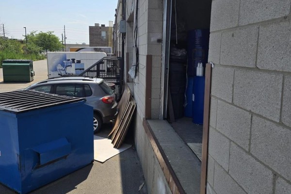 20 - 2455 Cawthra Road, Mississauga, ON L5A3P1 Photo 2