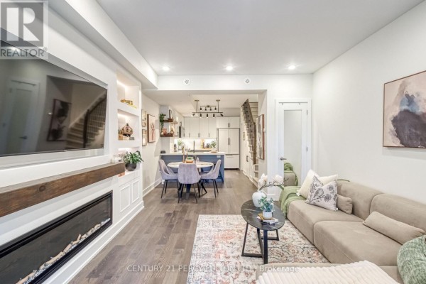 Kitchen - 20 - 26 Ernest Avenue, Toronto, ON M6P3L8 Photo 3