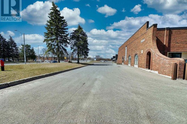 20 - 2650 John Street, Markham, ON L3R2W6 Photo 4