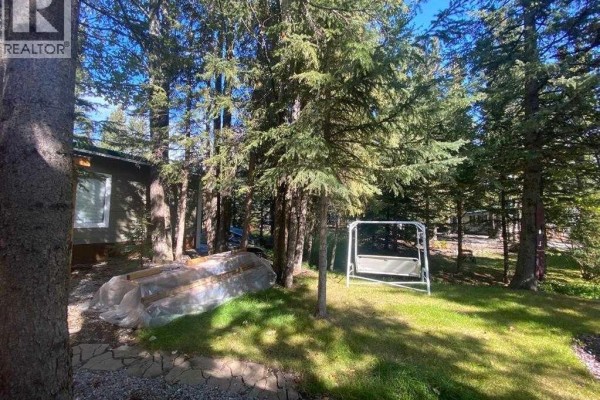 2pc Bathroom - 20 & 21, 200 4 Avenue Sw, Sundre, AB T0M1X0 Photo 3