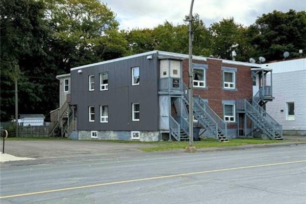 20-30 Water Street, Campbellton, NB E3N1A7 Photo 2