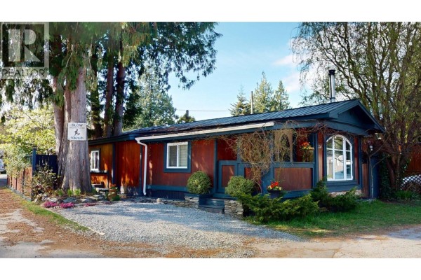 20 40022 Government Road, Squamish, BC, photo 3