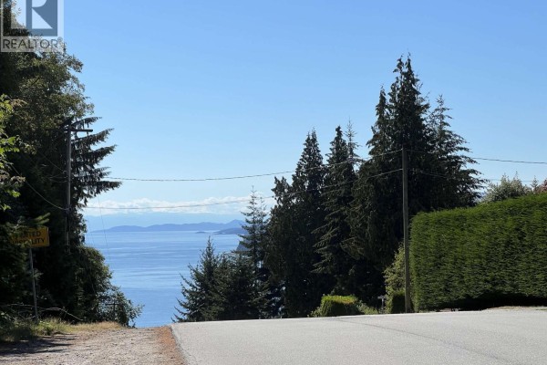 20 5288 Selma Park Road, Sechelt, BC, photo 2