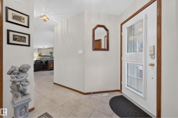 Primary Bedroom - #20 65 Cranford Dr, Sherwood Park, AB T8H1W5 Photo 5
