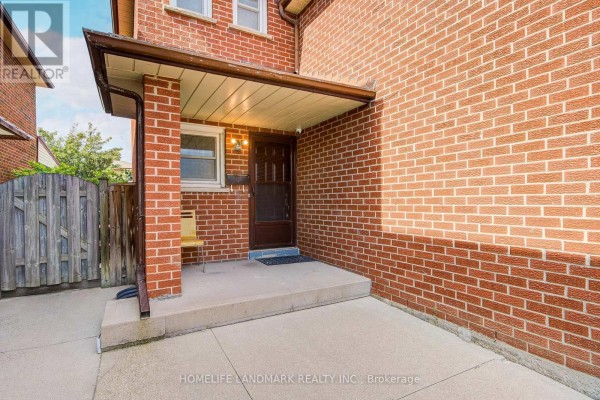 Primary Bedroom - 20 Barolo Road, Toronto, ON M9V5B1 Photo 5
