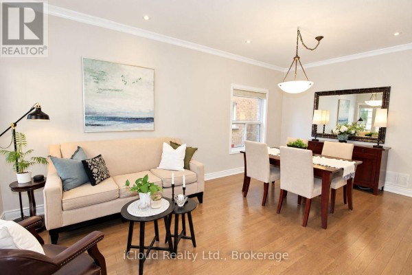 Living room - 20 Beavervalley Drive, Brampton, ON L7A3L5 Photo 4