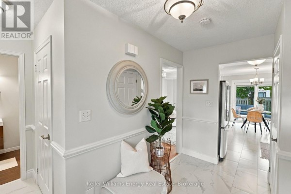 Bedroom 2 - 20 Caleche Avenue, Clarington, ON L1E3A3 Photo 4