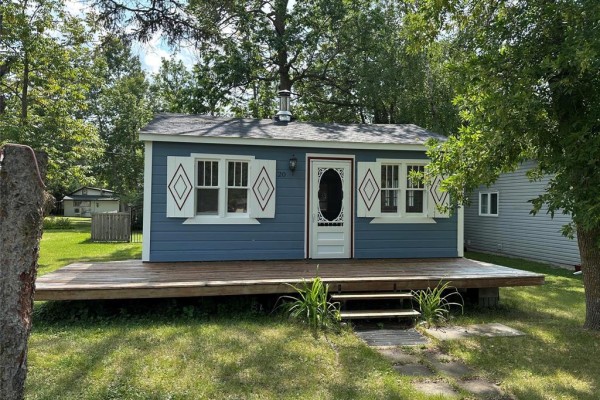 20 Cameron Avenue, Grand Marais, MB, photo 2