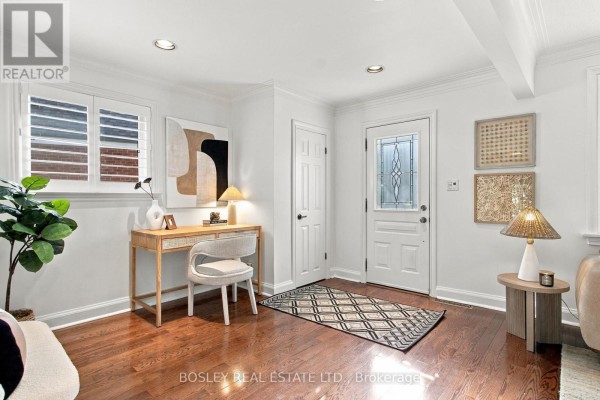 Den - 20 Clairlea Crescent, Toronto, ON M1L1Z5 Photo 4