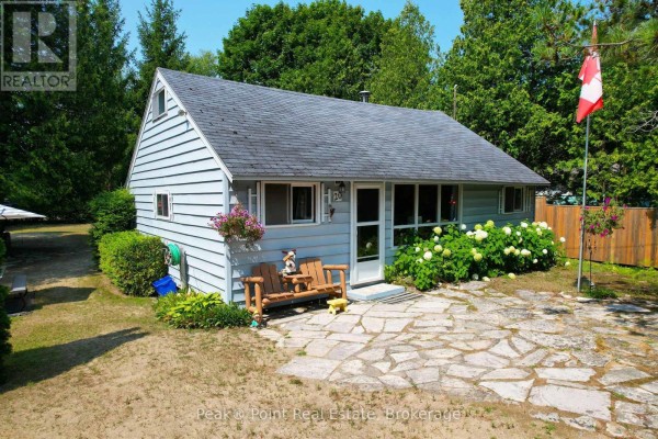 20 Clarence Avenue, South Bruce Peninsula, ON N0H2G0 Photo 3