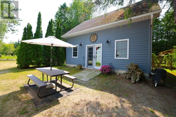 20 Clarence Avenue, South Bruce Peninsula, ON N0H2G0 Photo 4