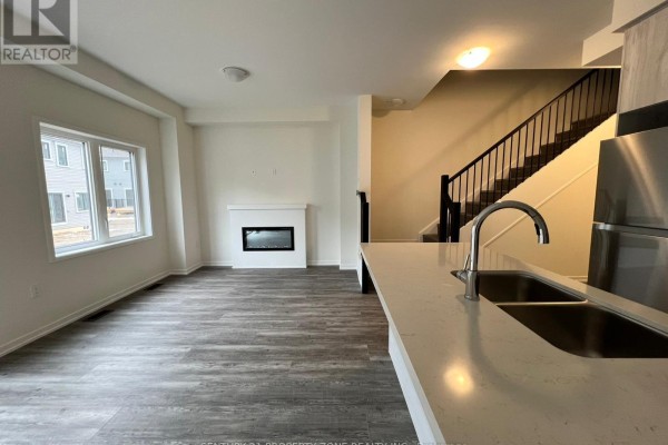 20 Cleveland Common, Cambridge, ON, photo 3