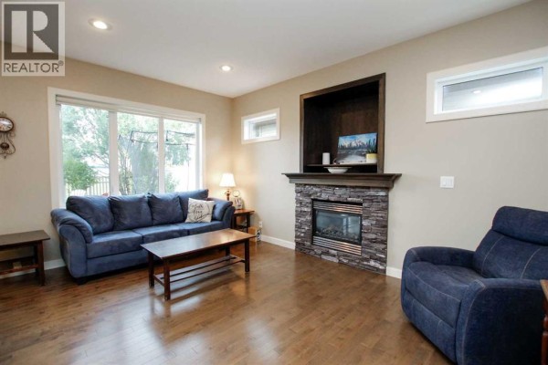 20 Connaught Crescent, Red Deer, AB, photo 3
