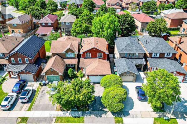 20 Cranberry Crescent, Brampton, ON, photo 2