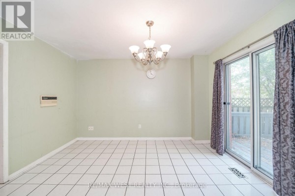 20 Cranberry Crescent, Brampton, ON, photo 3