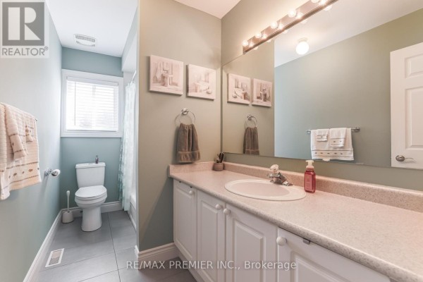 20 Cranberry Heights, Wasaga Beach, ON, photo 2