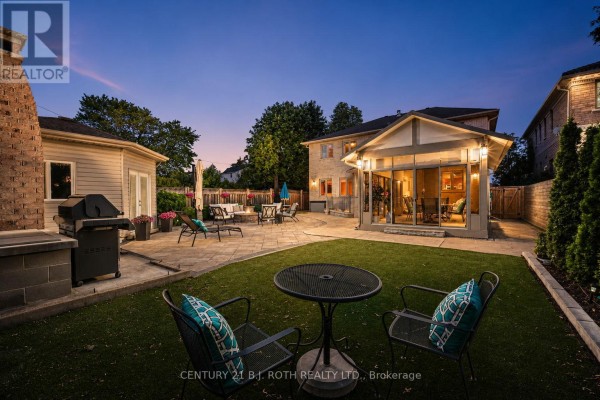 Office - 20 Creston Road, Toronto, ON M6A1J1 Photo 4
