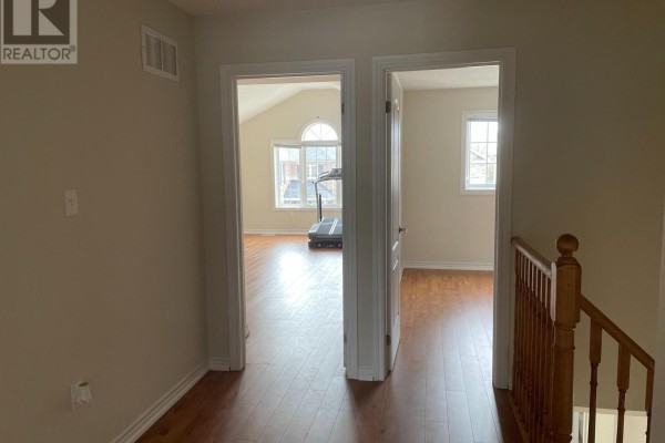 20 Crew Court, Barrie, ON L4N5S4 Photo 3