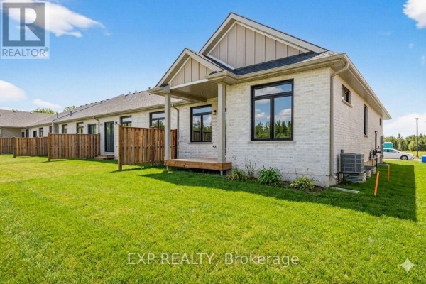 20 Dearing Drive, South Huron, ON, photo 2