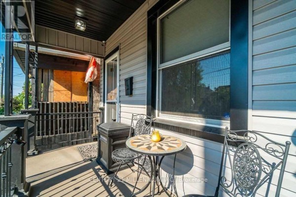 20 Dickson Avenue, Hamilton, ON, photo 2