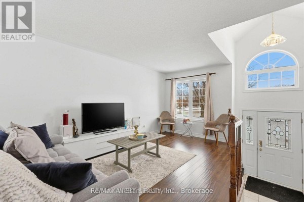 Primary Bedroom - 20 Eakins Crescent, Kawartha Lakes, ON K9V6J9 Photo 5