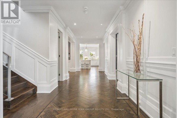 20 Ealing Drive, Toronto, ON, photo 3