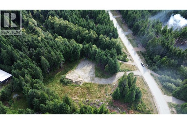 20 Elderberry Street, Kitimat, BC, photo 3