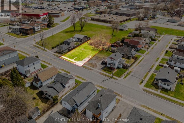 20 Eleventh Street W, Cornwall, ON K6J3A9 Photo 4
