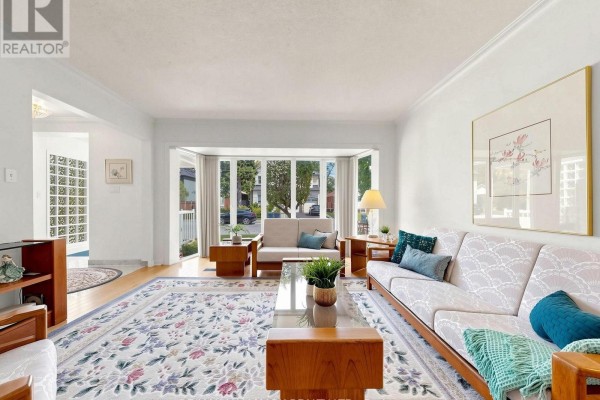 20 Elfreda Boulevard, Toronto, ON, photo 3