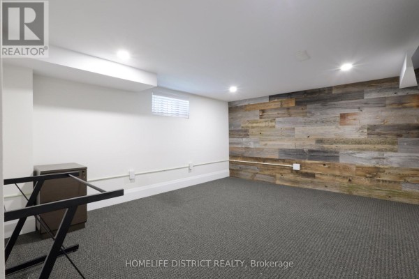 20 Elgin Street E, Oshawa, ON L1G1S8 Photo 5