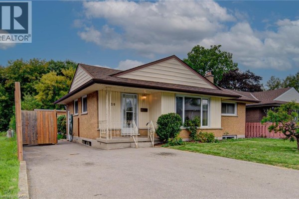 Kitchen - 20 Gail Street, Cambridge, ON N1R4M2 Photo 2