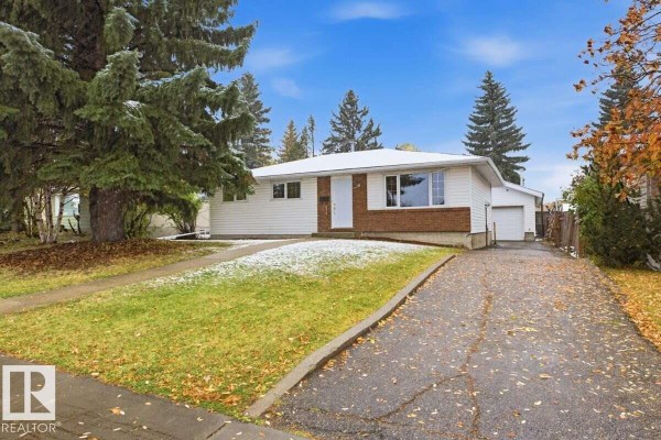 Kitchen - 20 Galaxy Wy, Sherwood Park, AB T8A2K2 Photo 3