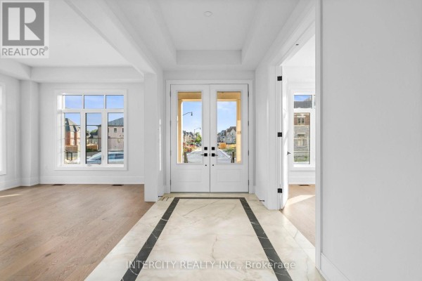 Great room - 20 Gold Bottom Crescent, Brampton, ON L6P4H8 Photo 5