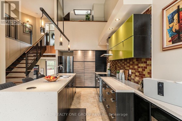 Office - 20 Gradwell Drive, Toronto, ON M1M2M9 Photo 3