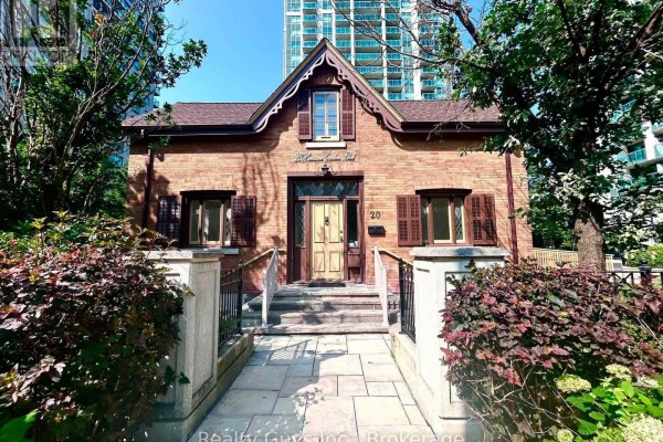 20 Harrison Garden Boulevard, Toronto, ON M2N7K9 Photo 3