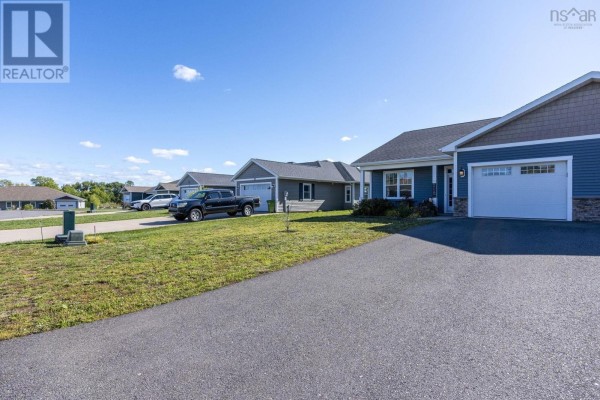 20 Mackinnnon Court, Kentville, NS, photo 2