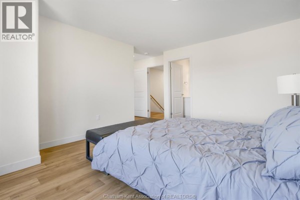 4pc Ensuite bath - 20 Magnolia Lane, Chatham, ON N7M0W7 Photo 5