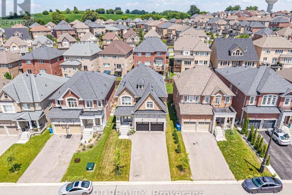 20 Manor Forest Road, East Gwillimbury, ON, photo 2