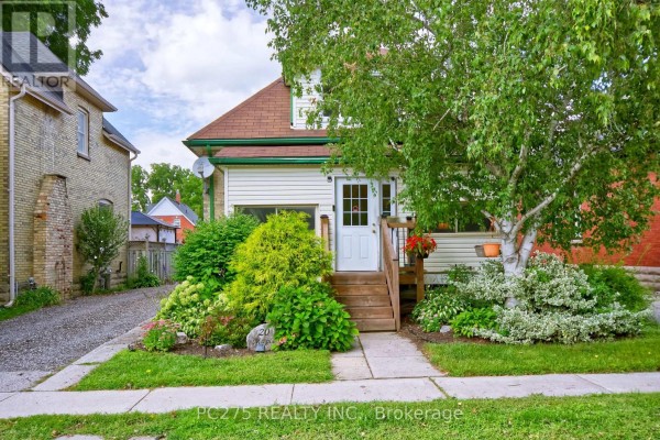 20 Maple Street, St  Thomas, ON, photo 2