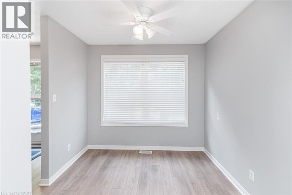 Living room - 20 Niagara Street Unit# 4, Grimsby, ON L3M5K6 Photo 5