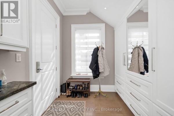 Primary Bedroom - 20 Orico Court, Vaughan, ON L0J1C0 Photo 2