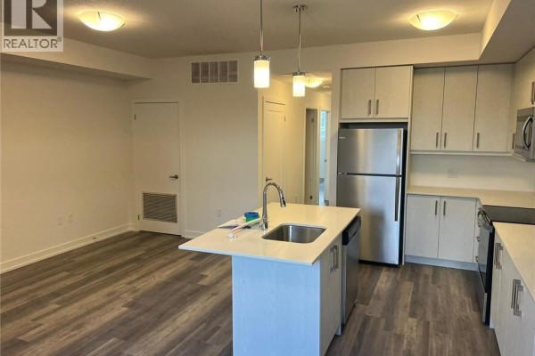 3pc Ensuite bath - 20 Palace Street Unit# F8, Kitchener, ON N2E0J3 Photo 3