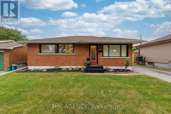 Bedroom - 20 Ridge Point Drive, St  Catharines, ON L2T2S9 Photo 3