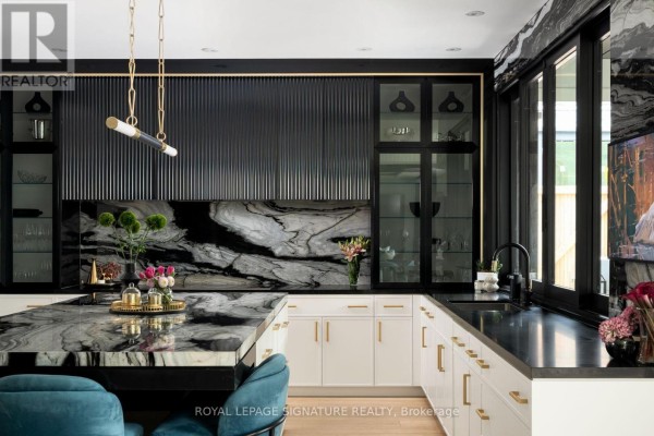 Kitchen - 20 Rochester Avenue, Toronto, ON M4N1N8 Photo 5