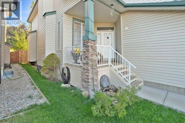 Laundry room - 20 Shawbrooke Park Sw, Calgary, AB T2Y4L8 Photo 3