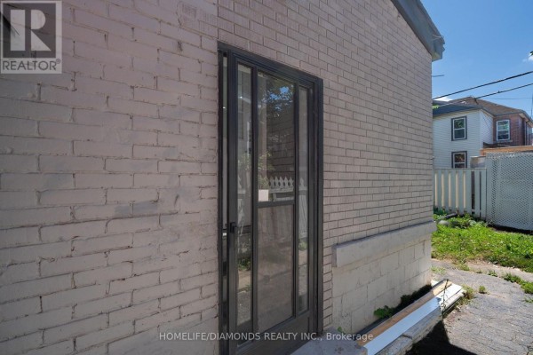 20 Somerset Avenue, Hamilton, ON, photo 3