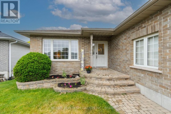 20 Stonegate Crescent, Quinte West, ON, photo 2