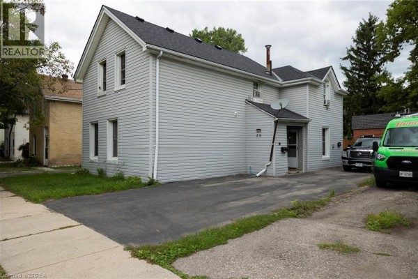 20 Superior Street, Brantford, ON, photo 2